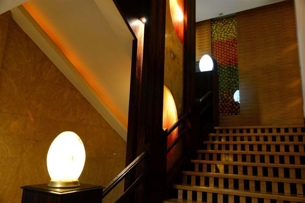 Base-Sanlitun Serviced Apartment Peking Exterior foto